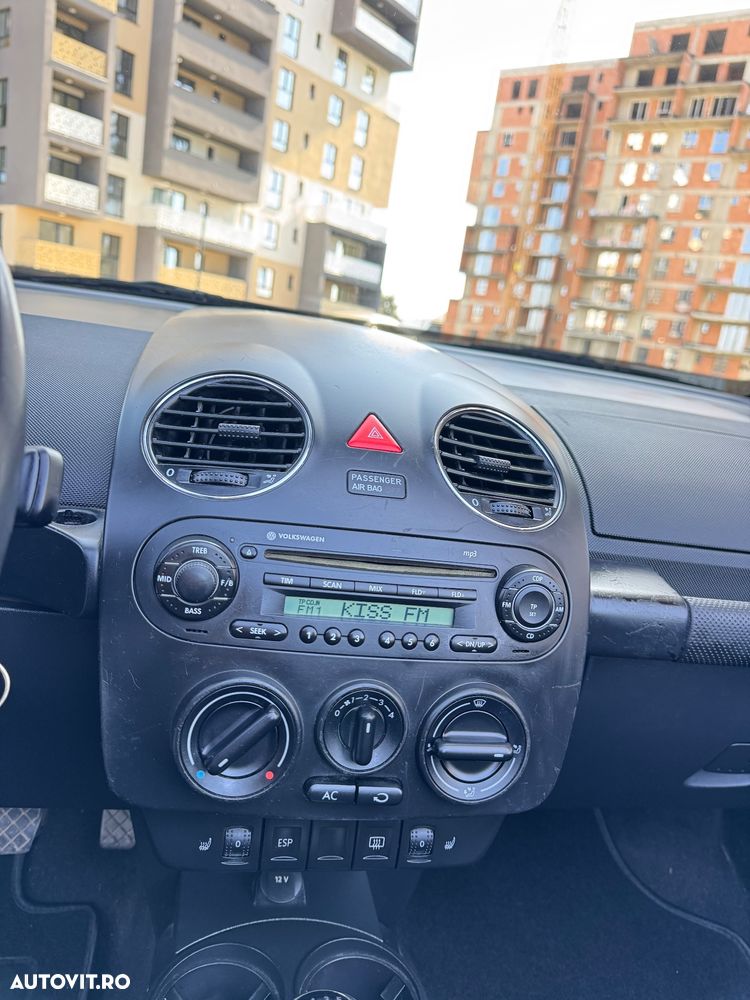 Volkswagen Beetle - 8