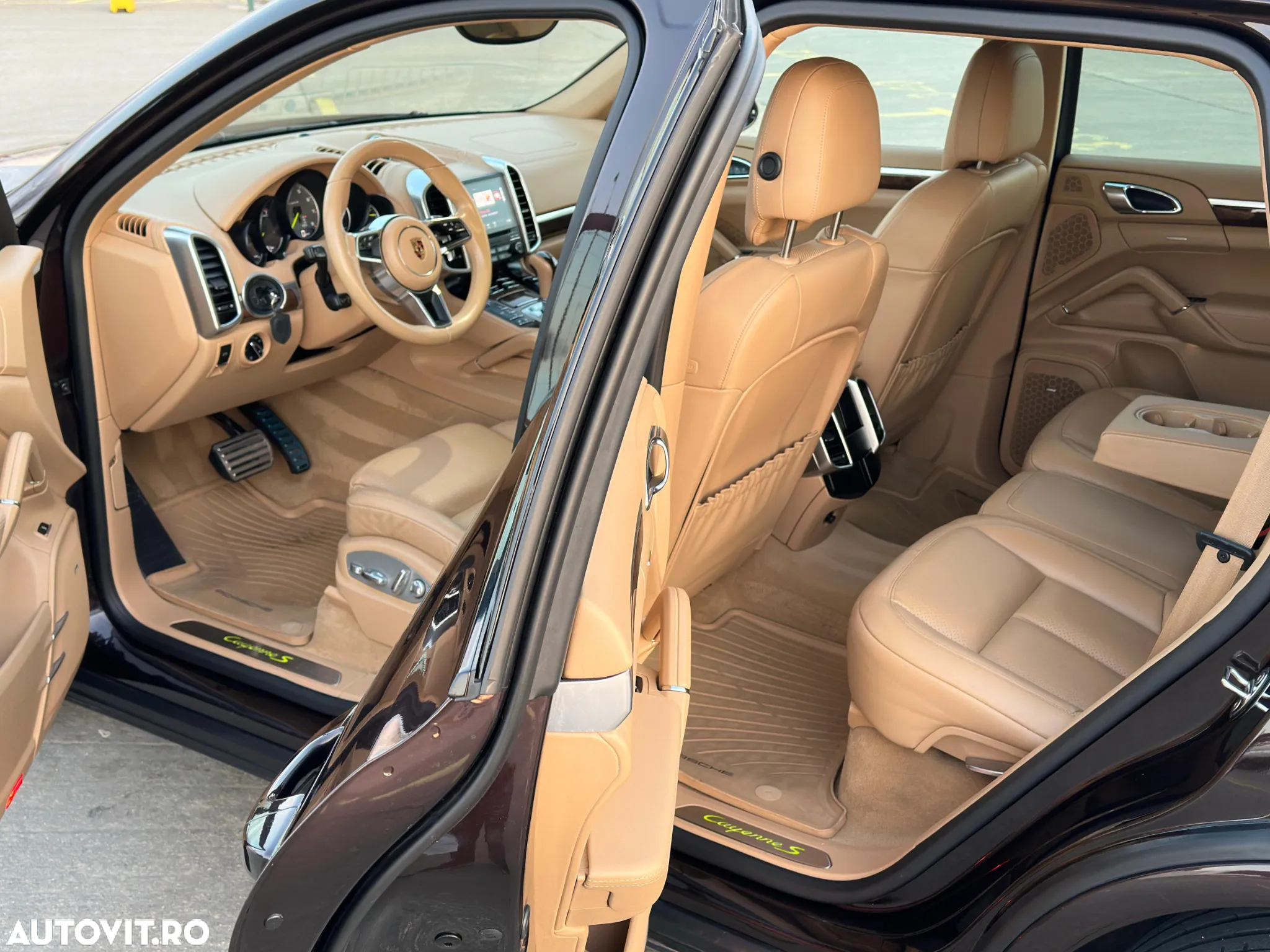 Porsche Cayenne - 5
