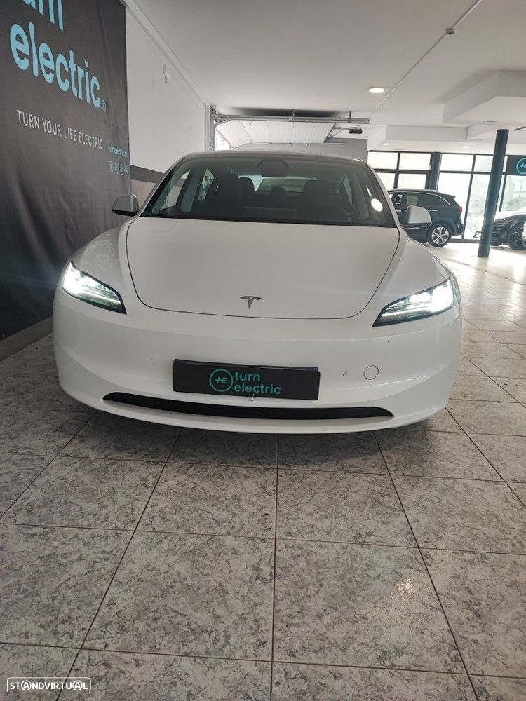 Tesla Model 3 Standard Range Plus RWD - 4