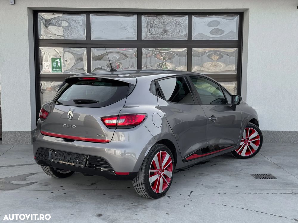 Renault Clio - 3