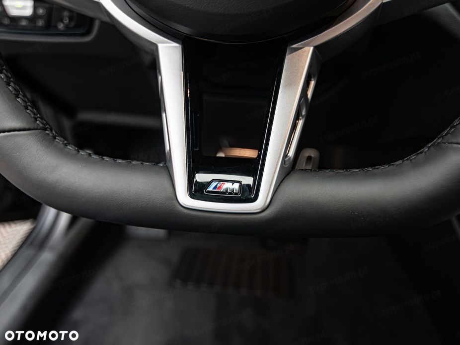 BMW Seria 3 330i xDrive M Sport - 13
