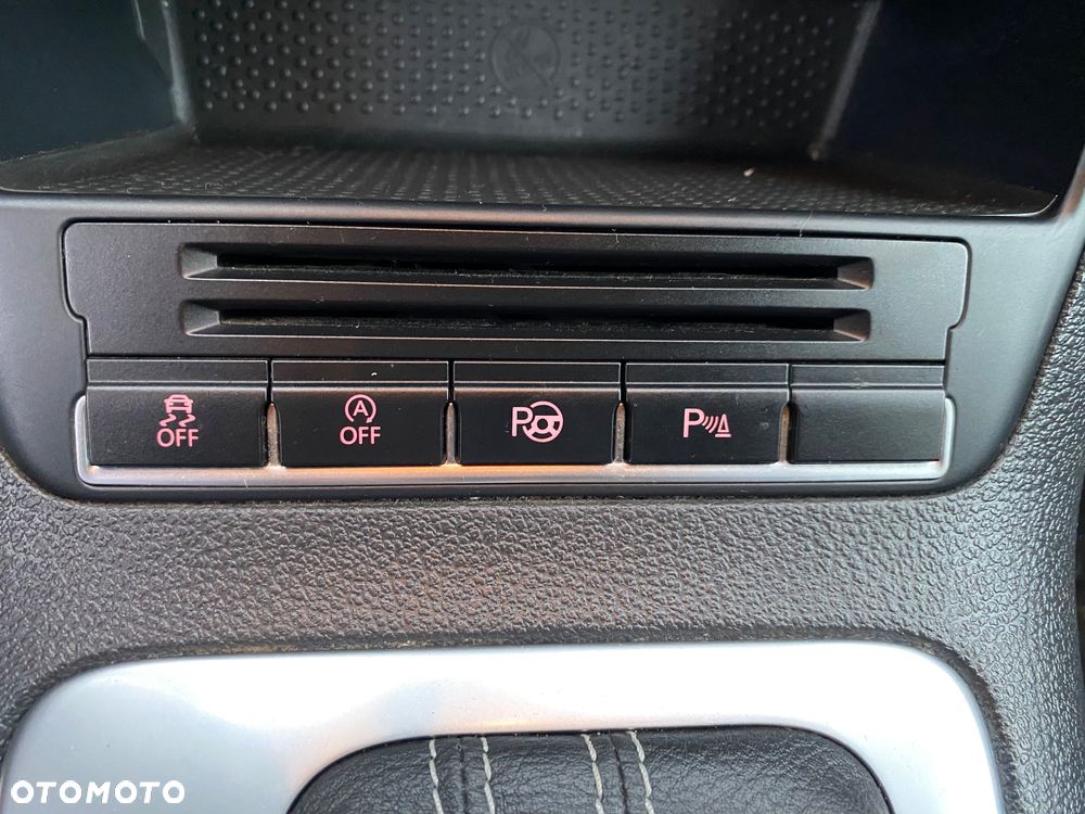 Volkswagen Tiguan 2.0 TDI DPF 4Motion BlueMotion Technology DSG Cup Sport & Style - 20