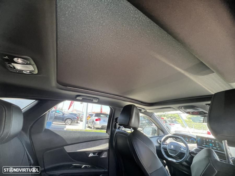 Peugeot 3008 1.6 Hybrid4 GT Pack e-EAT8 - 33
