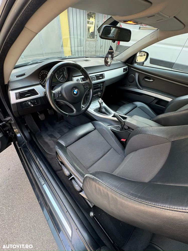 BMW Seria 3 320d - 10