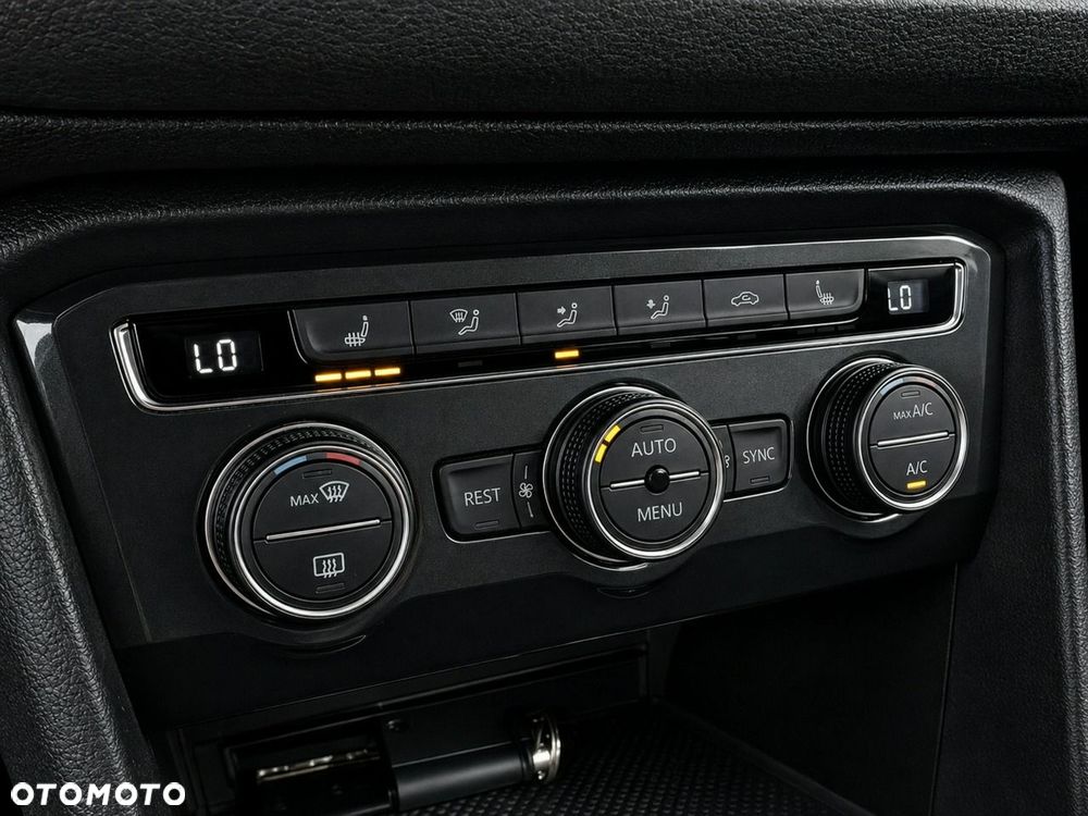 Volkswagen Tiguan - 18