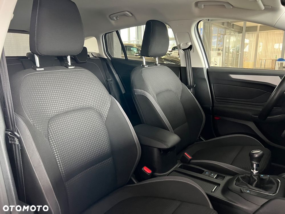 Ford Focus 1.0 EcoBoost Connected - 37