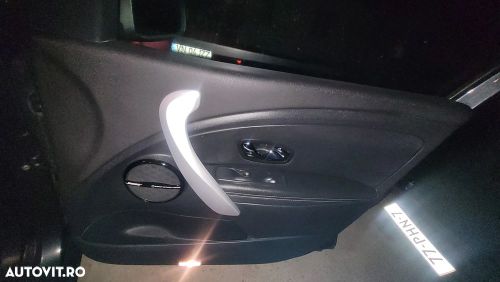 Renault Megane ENERGY dCi 110 Start & Stop Bose Edition - 15