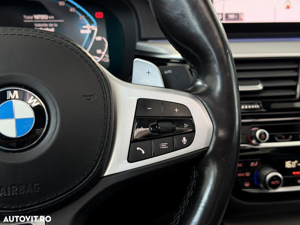 BMW Seria 5 - 12