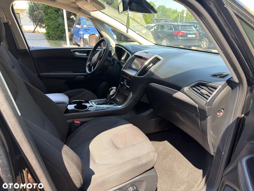 Ford S-Max - 21