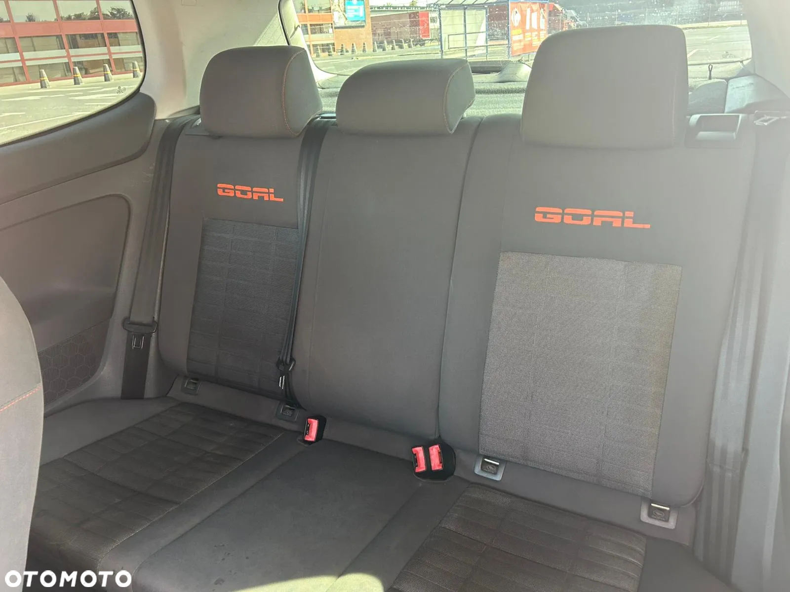 Volkswagen Golf 2.0 TDI DPF Goal - 8