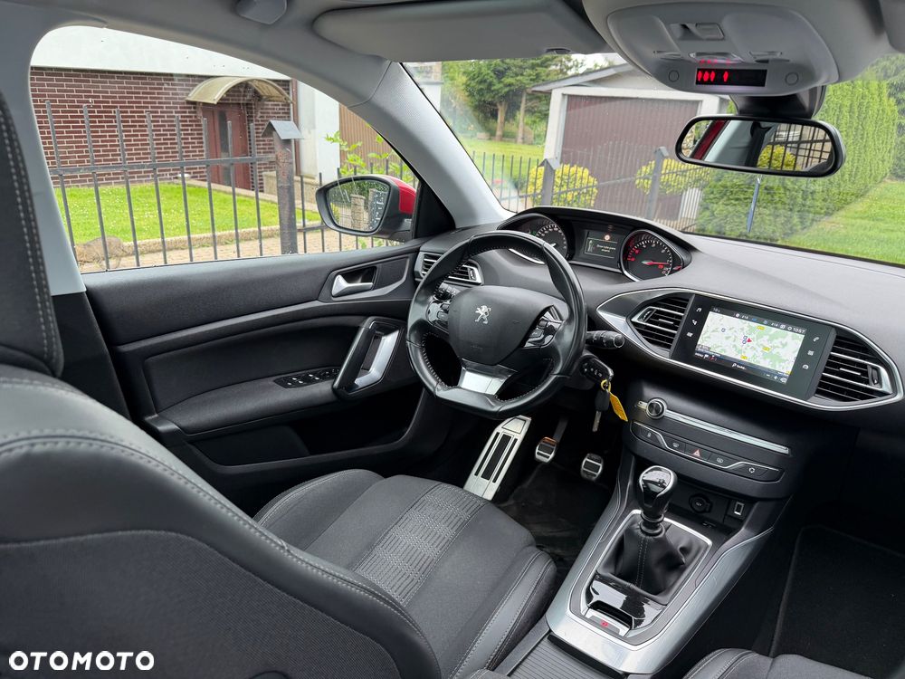 Peugeot 308 BlueHDi 130 Stop & Start Allure Pack - 14