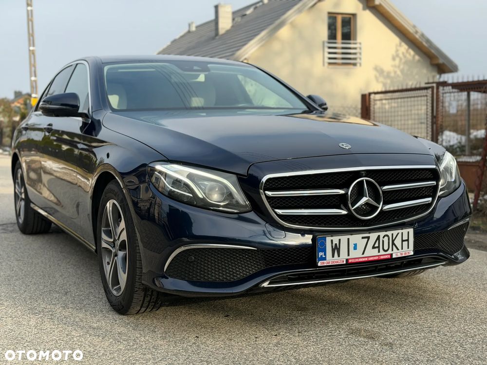 Mercedes-Benz Klasa E 220 d 4-Matic 9G-TRONIC - 3
