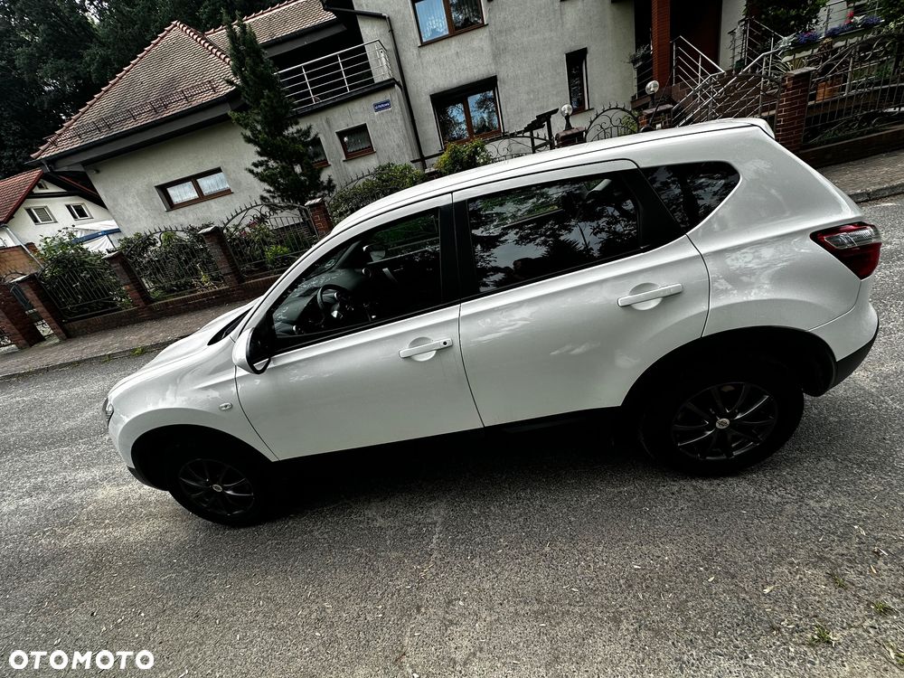 Nissan Qashqai 2.0 dCi DPF tekna - 15