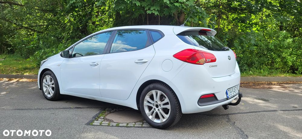 Kia Ceed 1.6 GDI Fifa World Cup Edition - 11