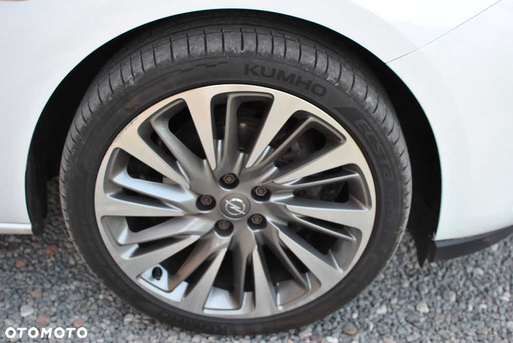 Opel Astra 1.4 T Sport S&S - 22
