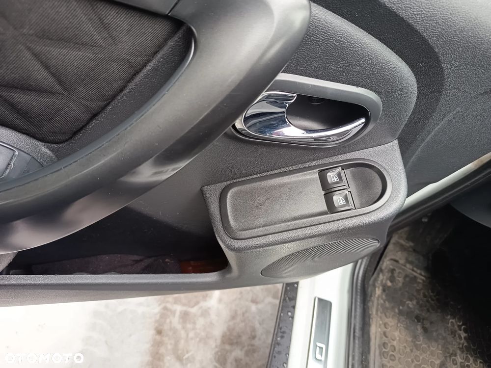 Dacia Duster 1.5 dCi Laureate - 16