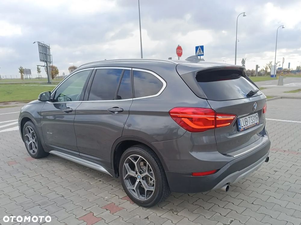 BMW X1 xDrive25i xLine - 3