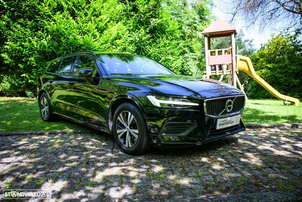 Volvo V60 2.0 D3 Momentum - 3
