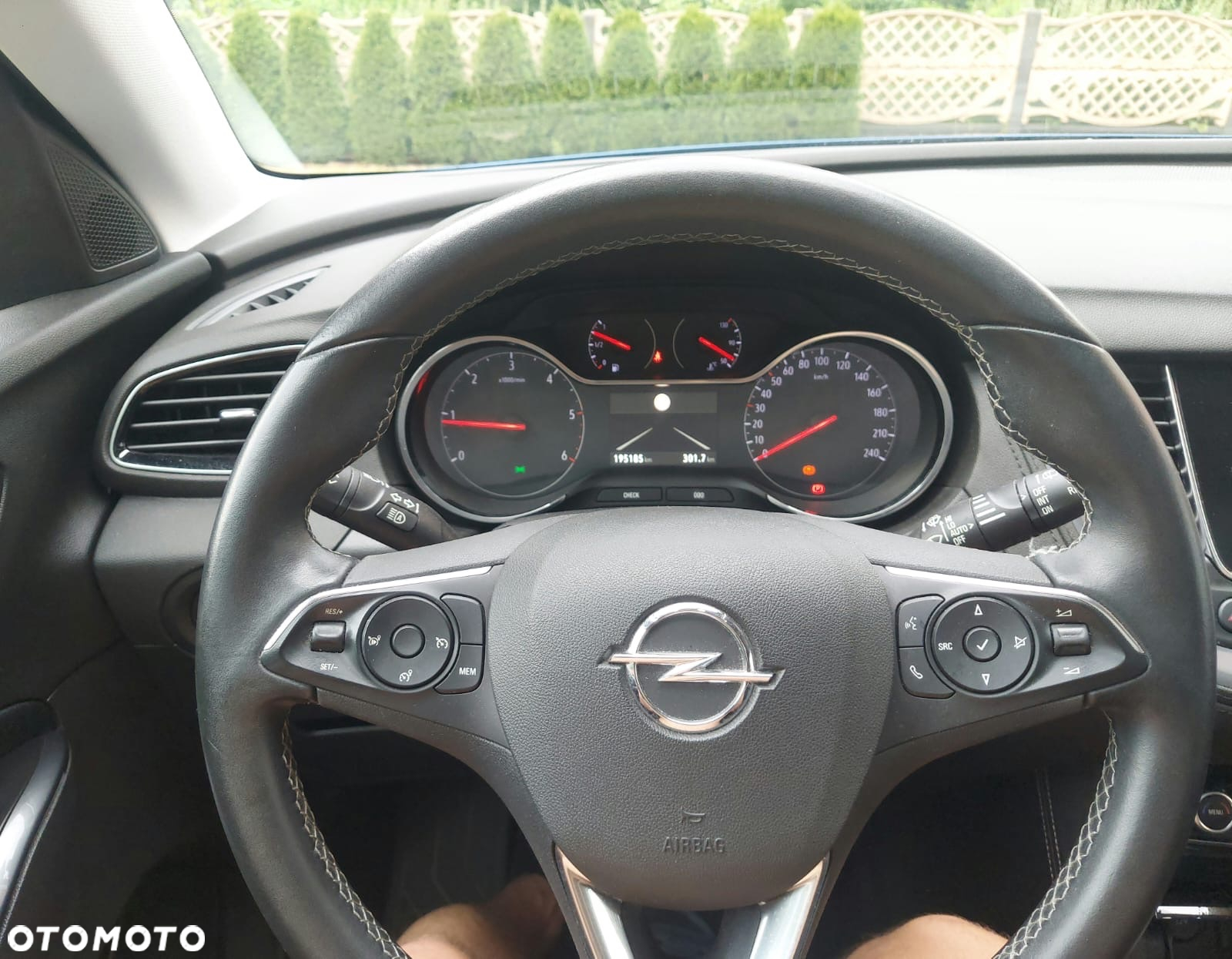 Opel Grandland X - 11
