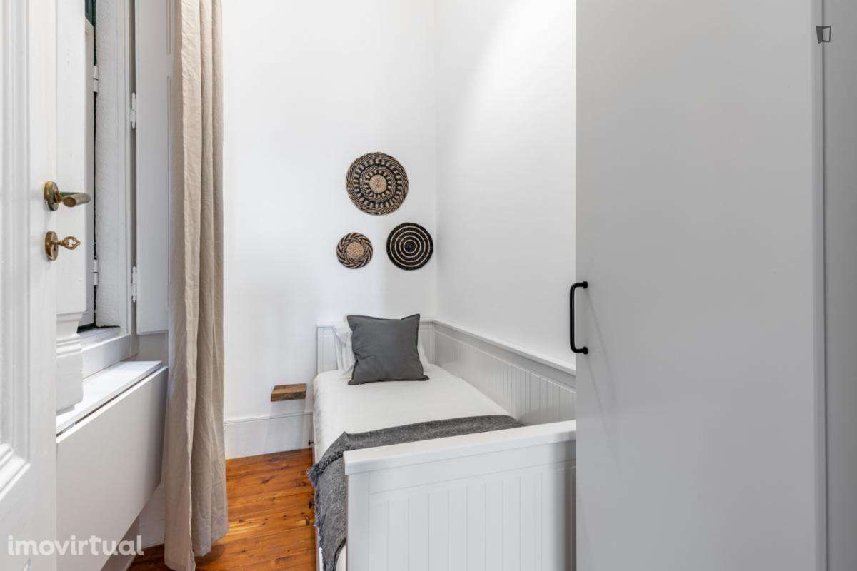 Quarto - localizado em Santos Lisbon - Grande imagem: 3/13