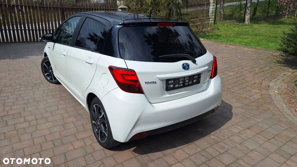 Toyota Yaris 1.5 VVT-i Style Selection - 11