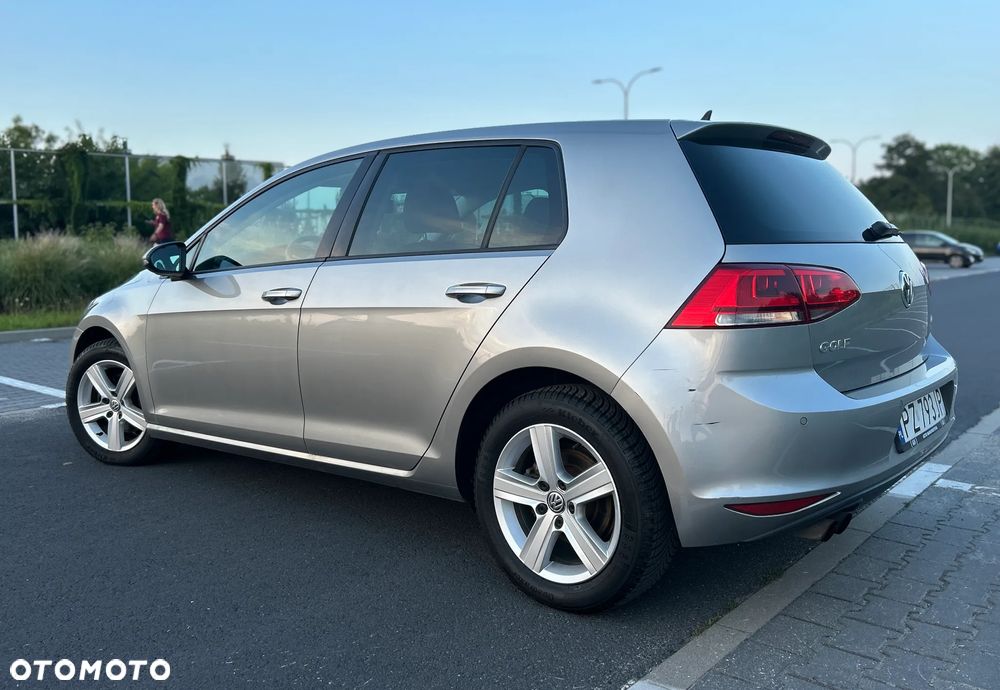 Volkswagen Golf - 3
