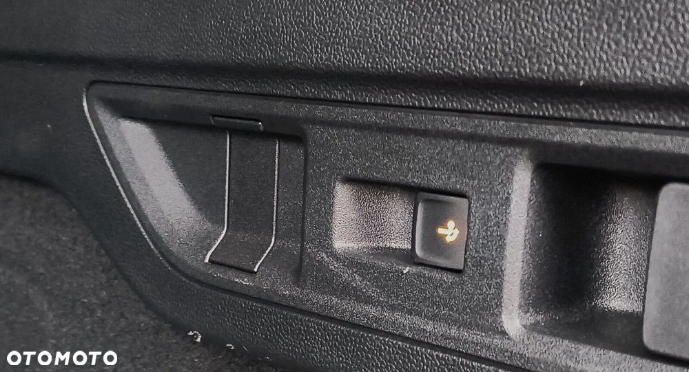 Volkswagen Passat - 27