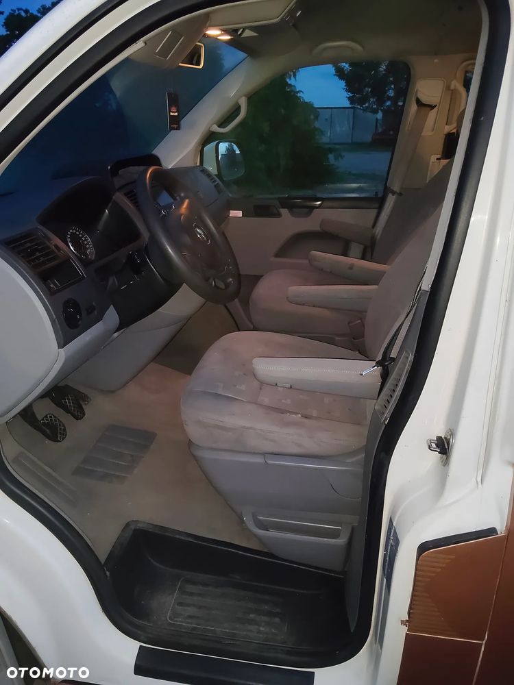 Volkswagen Transporter - 12