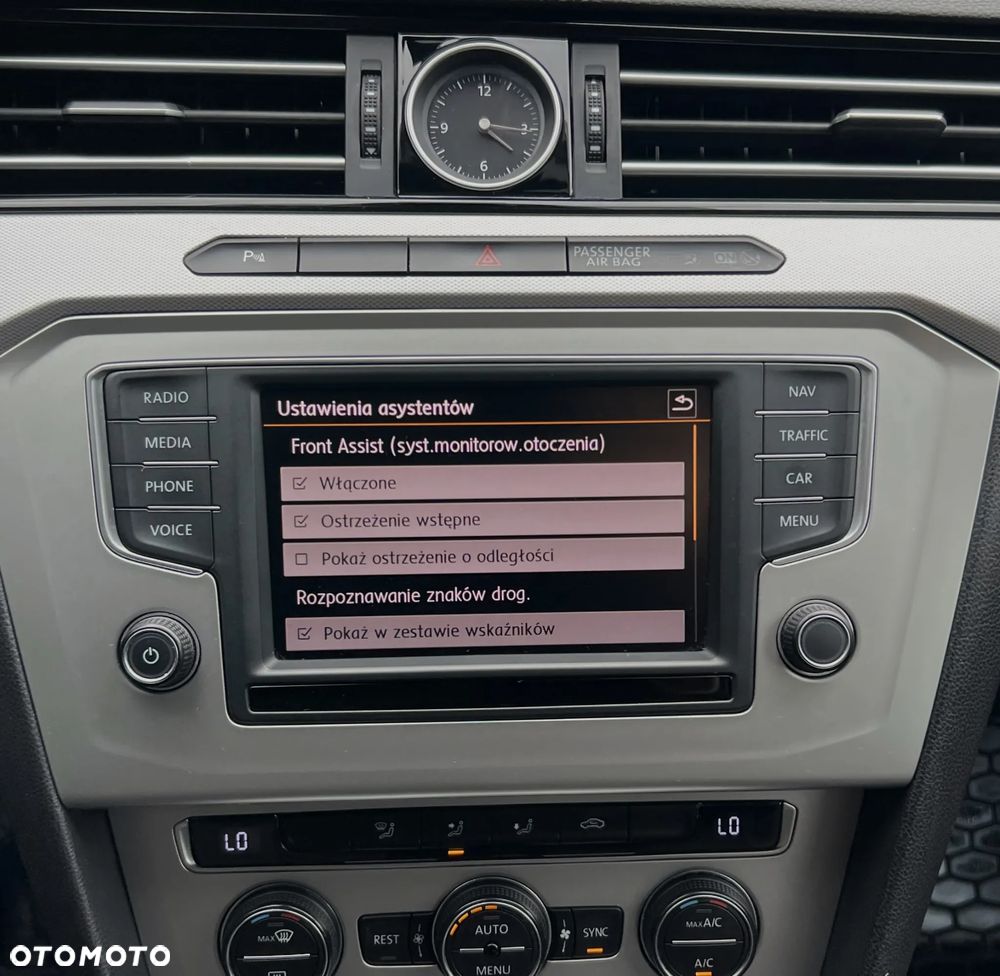 Volkswagen Passat 1.8 TSI BMT Comfortline - 23