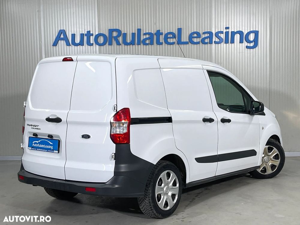 Ford Transit Courier - 4