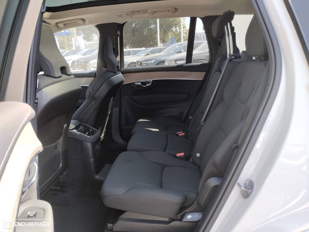 Volvo XC 90 2.0 T8 PHEV Plus Dark AWD - 6