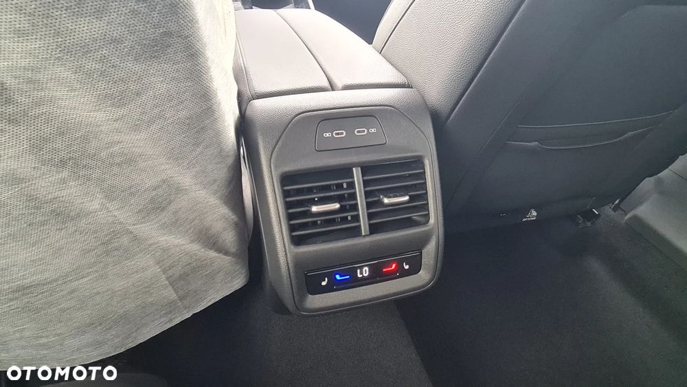 Skoda Superb 2.0 TDI SCR 4x4 L&K DSG - 15