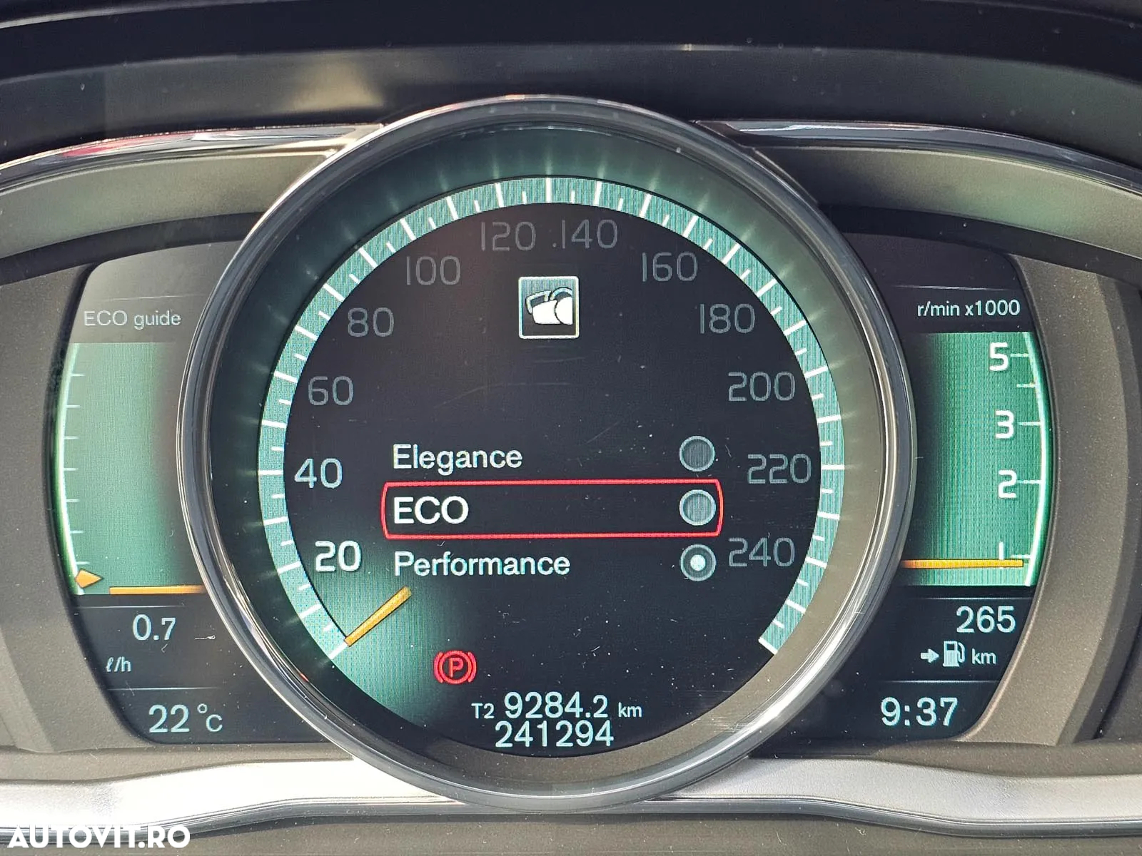 Volvo XC 60 D5 AWD Summum - 20