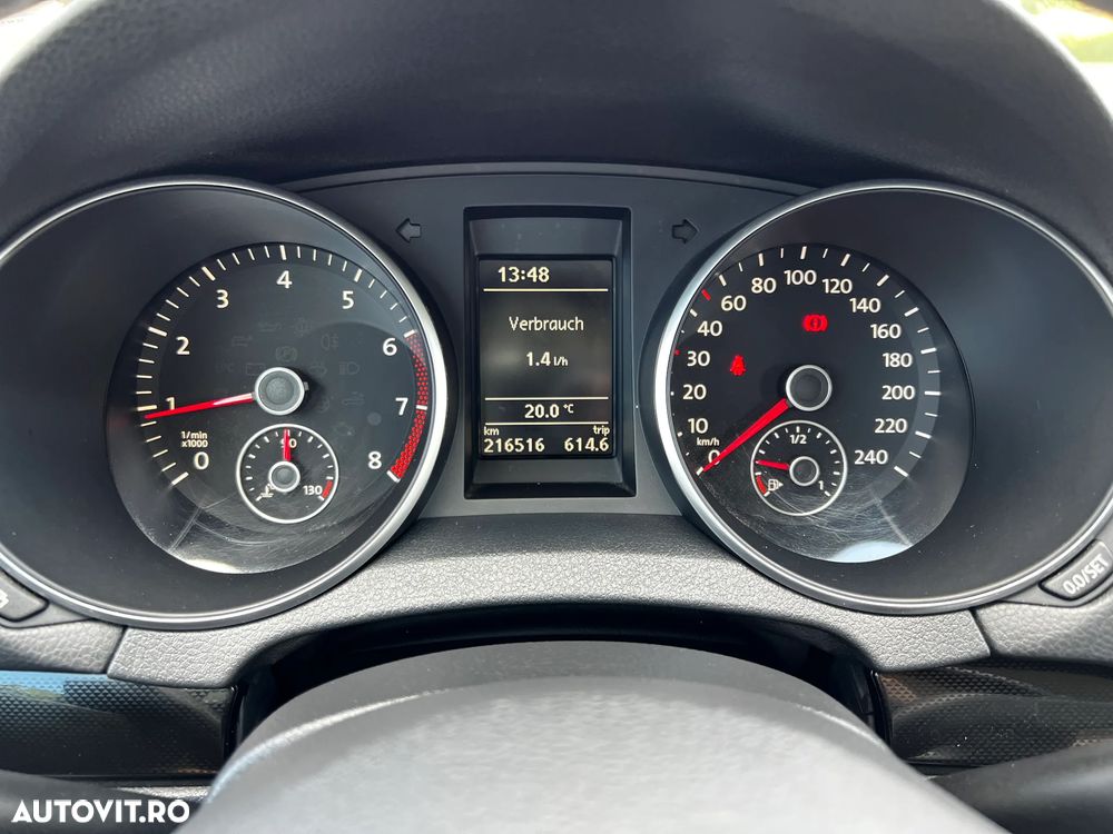 Volkswagen Golf 1.6 Comfortline - 23