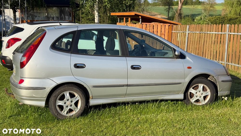 Nissan Almera Tino 2.2 DI - 3