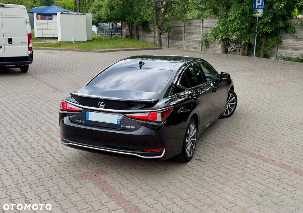 Lexus ES 300h Prestige - 7