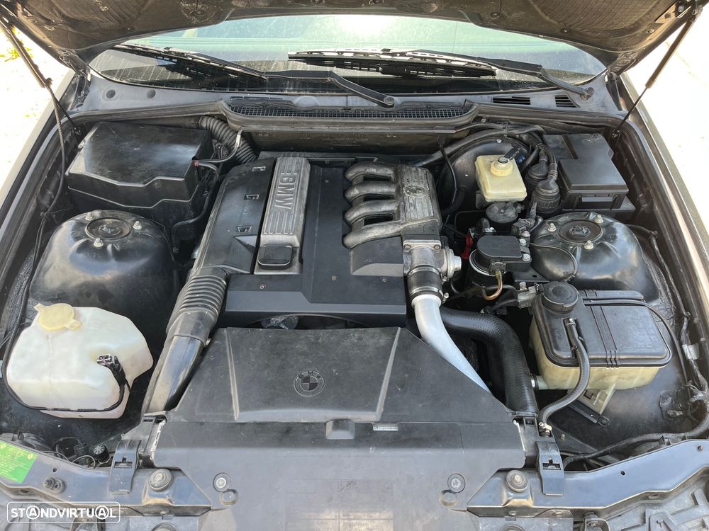 BMW 318 tds - 5