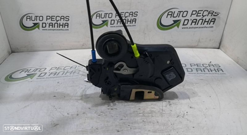 Fecho Da Porta Trás Dto Toyota Avensis Combi (_T25_) - 3