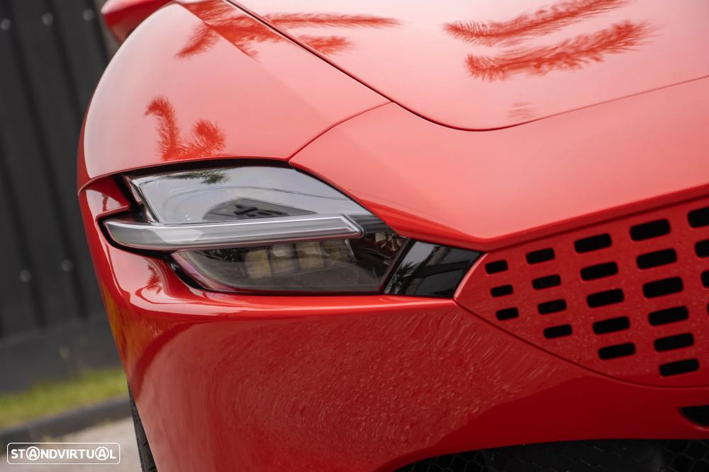 Ferrari Roma 3.9 Twin-Turbo V8 - 11