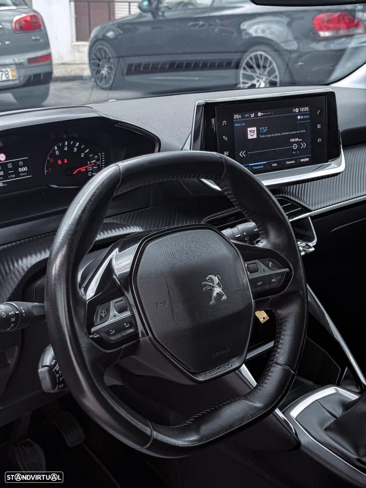 Peugeot 208 1.5 BlueHDi Active — fotografia 16