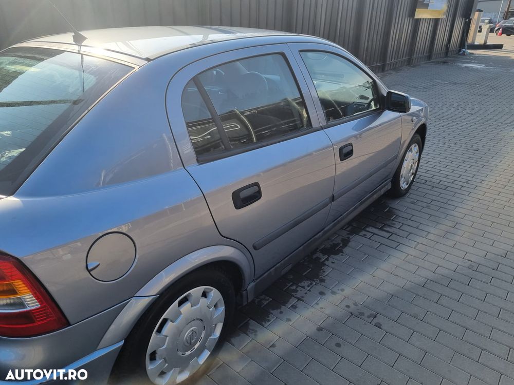 Opel Astra - 5