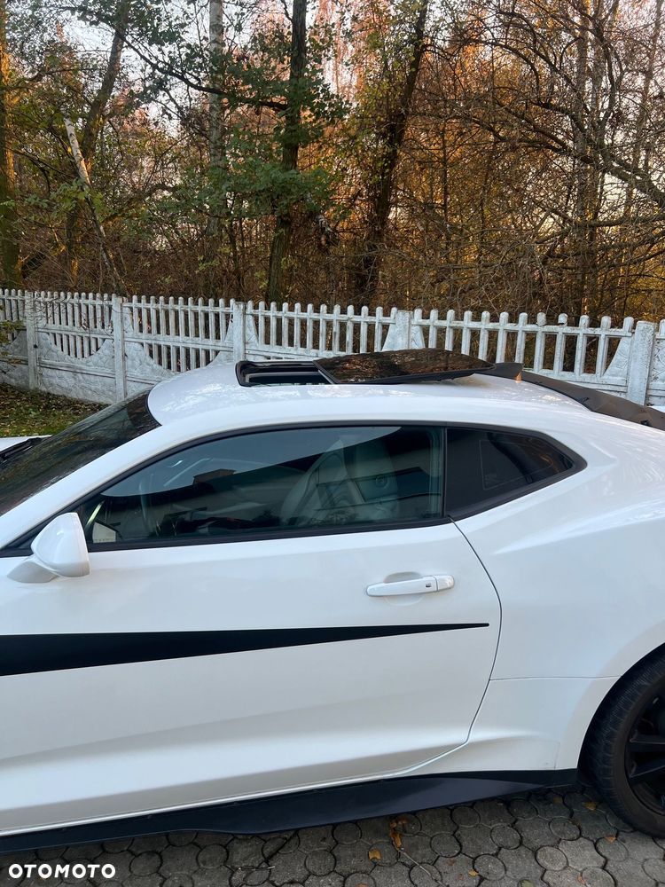 Chevrolet Camaro - 11