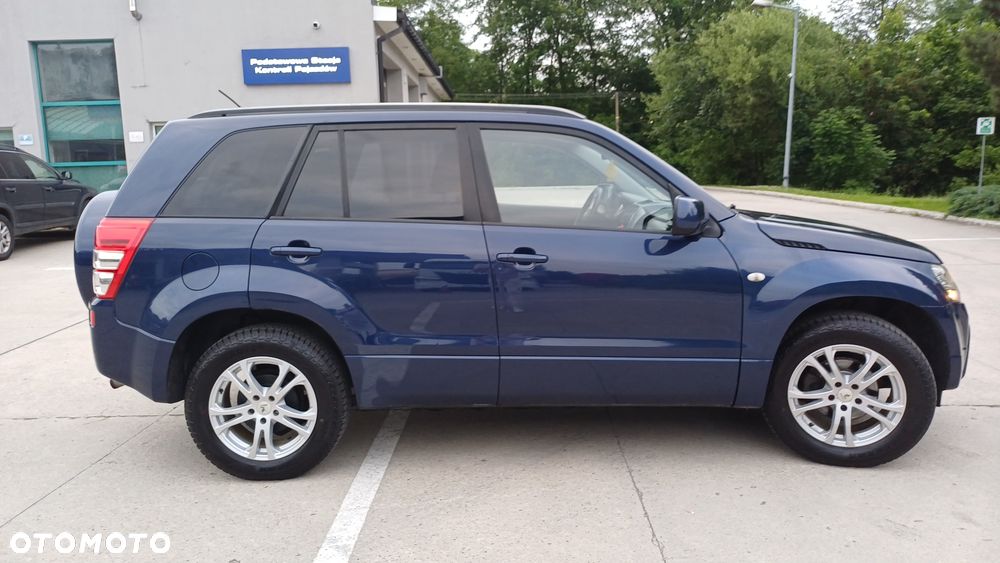 Suzuki Grand Vitara 2.0 Comfort - 11