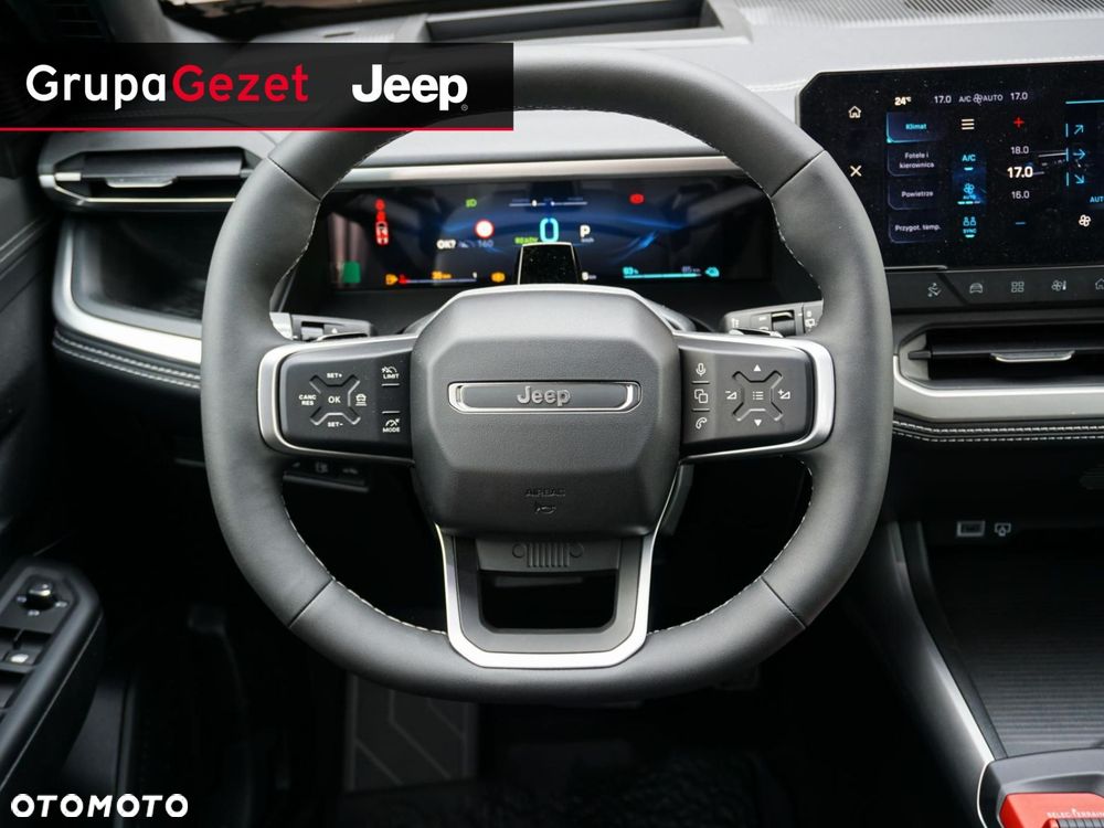Jeep Compass - 8