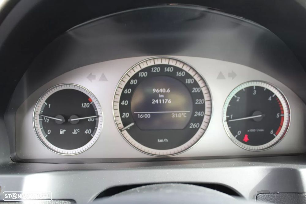 Mercedes-Benz C 250 CDi Avantgarde BlueEfficiency - 16