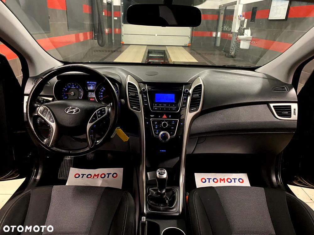 Hyundai i30 1.6 GDI BlueDrive Premium - 15