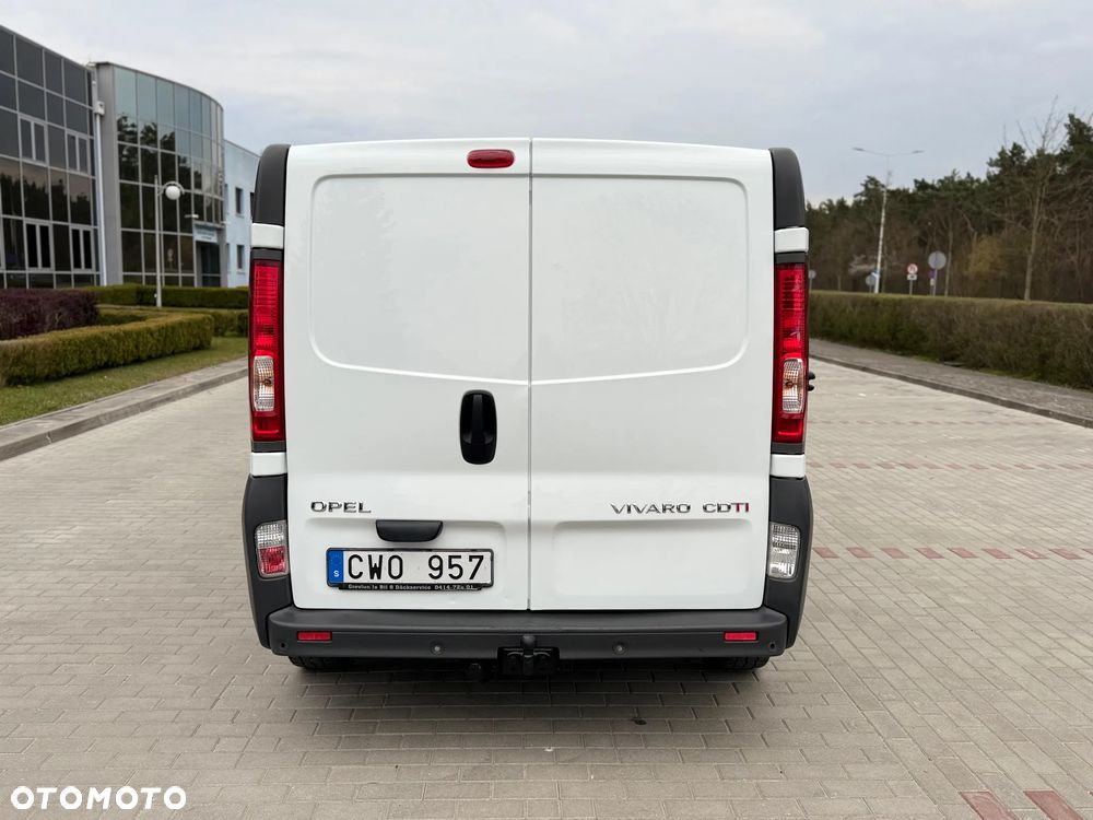 Opel Vivaro - 11