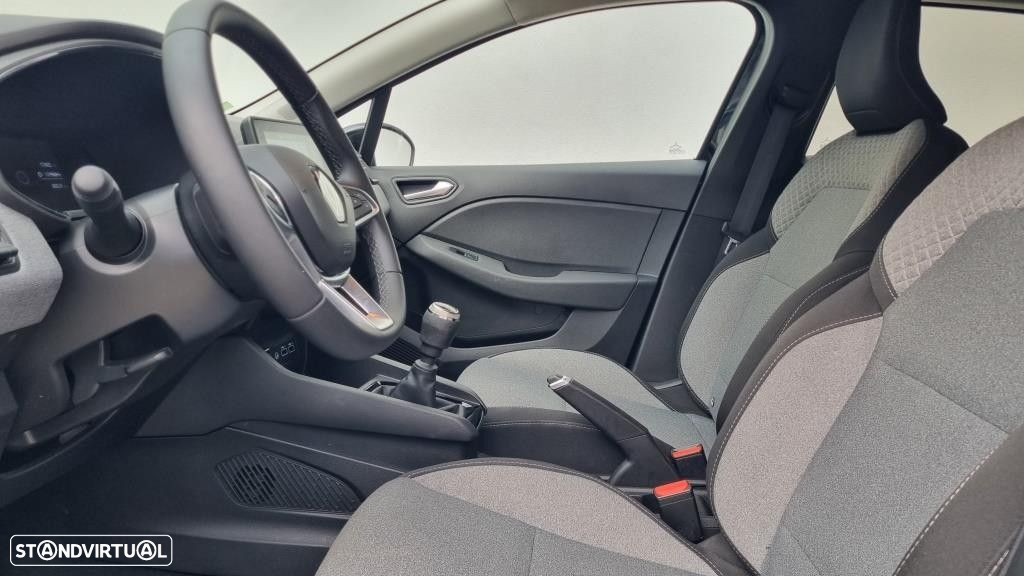 Renault Clio 1.0 TCe Evolution Bi-Fuel - 9