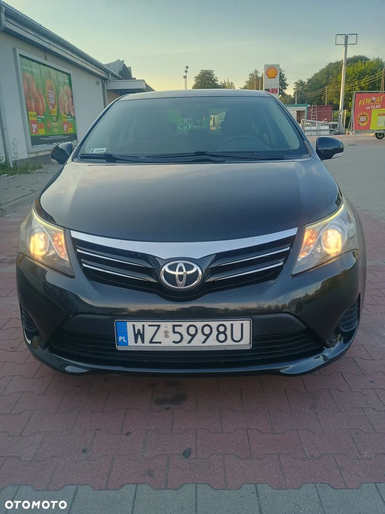 Toyota Avensis - 5
