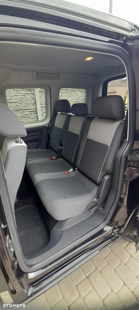 Volkswagen Caddy Comfortline BMT - 14
